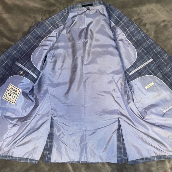 Jos. A. Bank blue sports coat - Picture 2 of 7